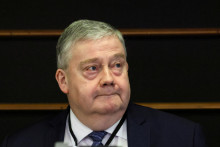 Európsky parlament minulý týždeň zrušil na žiadosť belgických vyšetrovateľov Tarabellovi a talianskemu europoslancovi Andreovi Cozzolinovi poslaneckú imunitu pre podozrenie z korupcie.​ FOTO: REUTERS