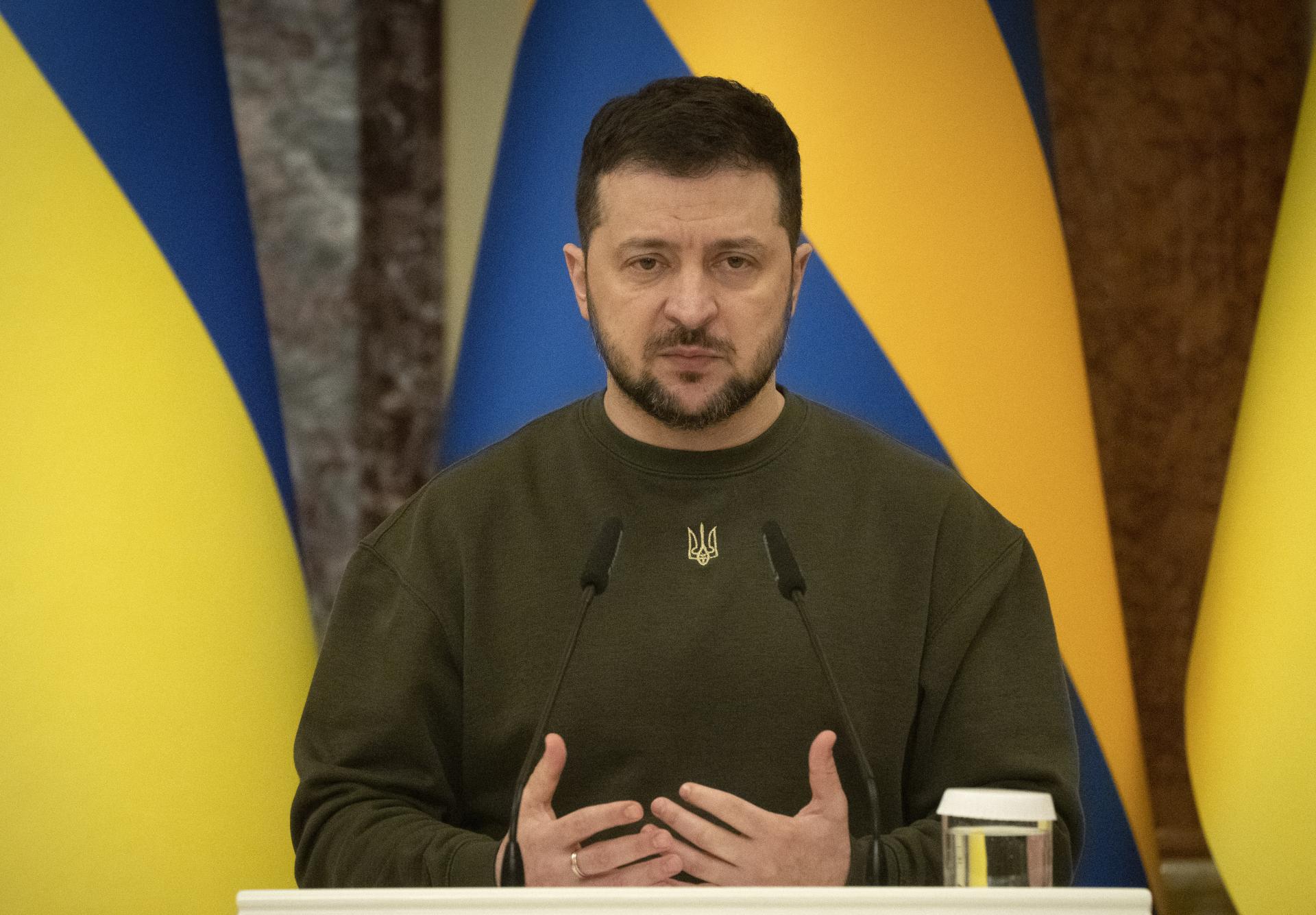 Ukrajina sa v rámci možnej mierovej dohody nevzdá svojho územia, vylúčil Zelenskyj