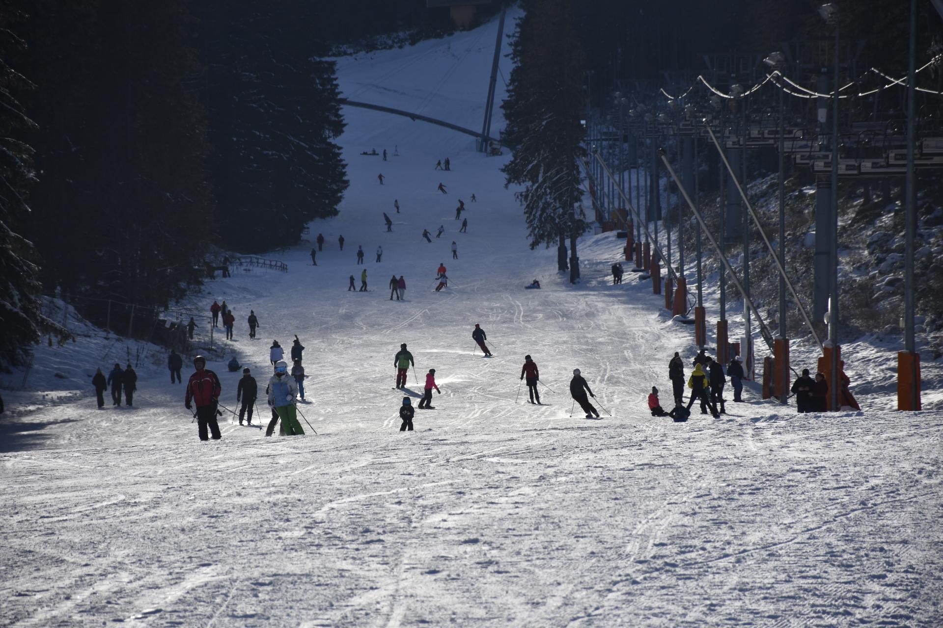 Pozadie zrážky v Jasnej: Nešťastie sa stalo, keď matka pomáhala synovi s lyžiarskym výstrojom