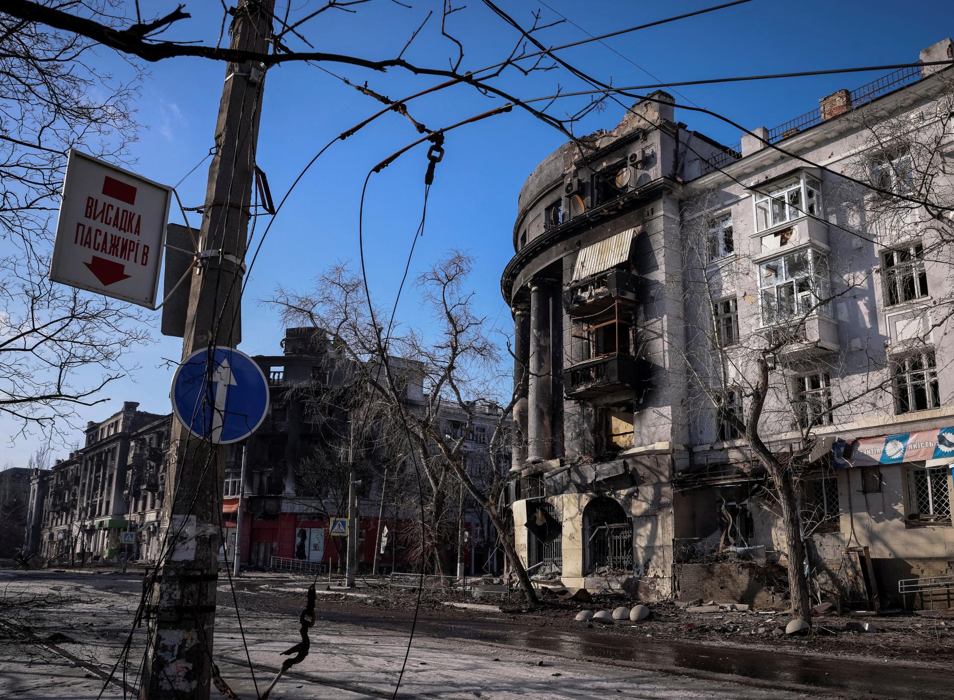 Ukrajina bude brániť Bachmut, avšak nie za každú cenu, pripustil Zelenskyj