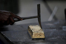 Zlatá tehlička. FOTO: Reuters