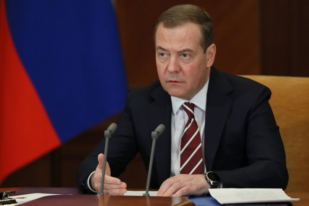 Zástupca šéfa Bezpečnostnej rady Ruska a predseda strany Jednotné Rusko Dmitrij Medvedev 30. januára 2023. FOTO: TASR/AP