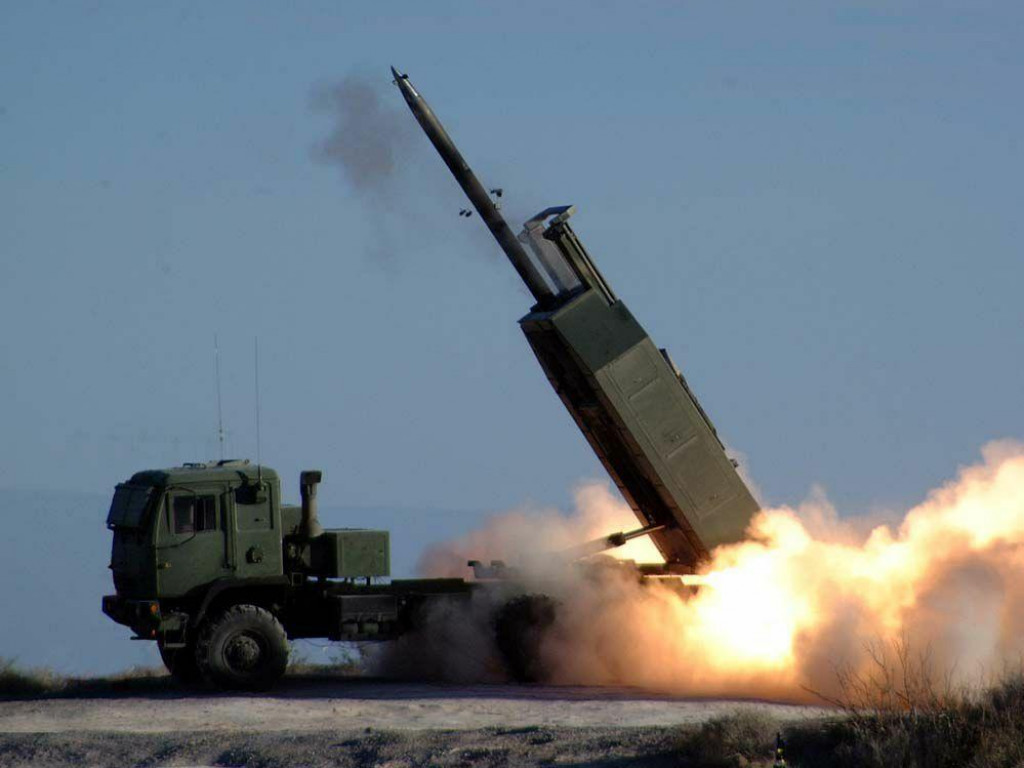 Raketomet HIMARS. FOTO: Wikipedia/U.S. Army