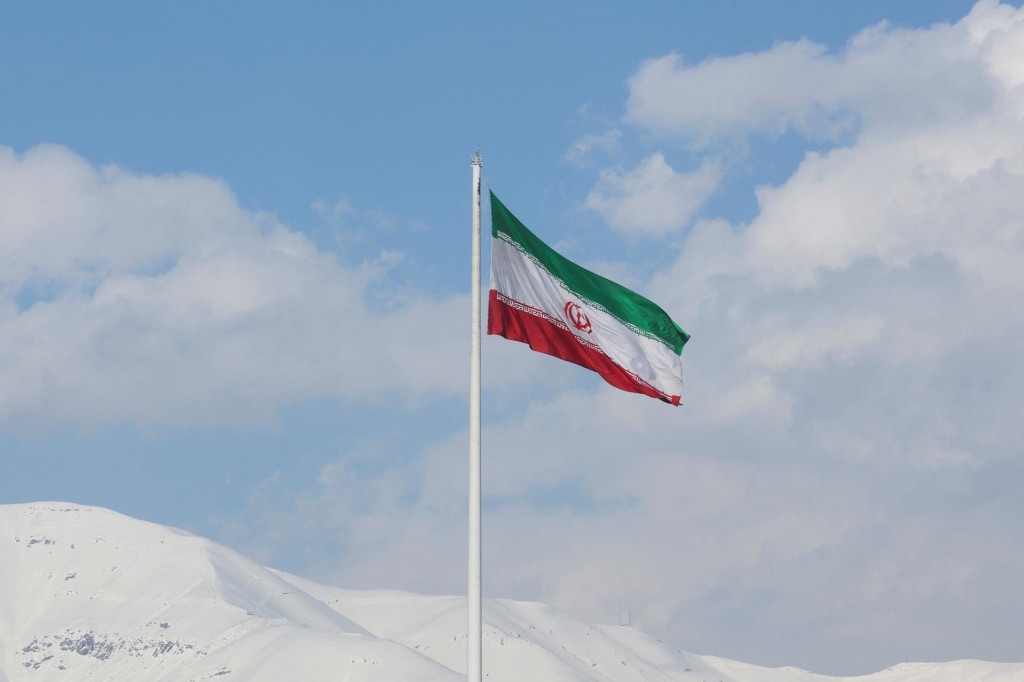 Iránska vlajka. FOTO: Reuters