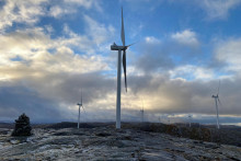 Pobrežná veterná farma Roan v Nórsku. FOTO: Reuters