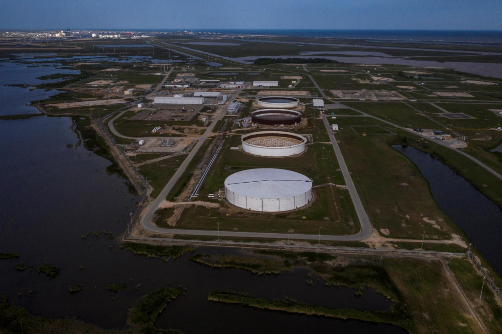 Strategická ropná rezervácia Bryan Mound v Texase v USA. FOTO: Reuters