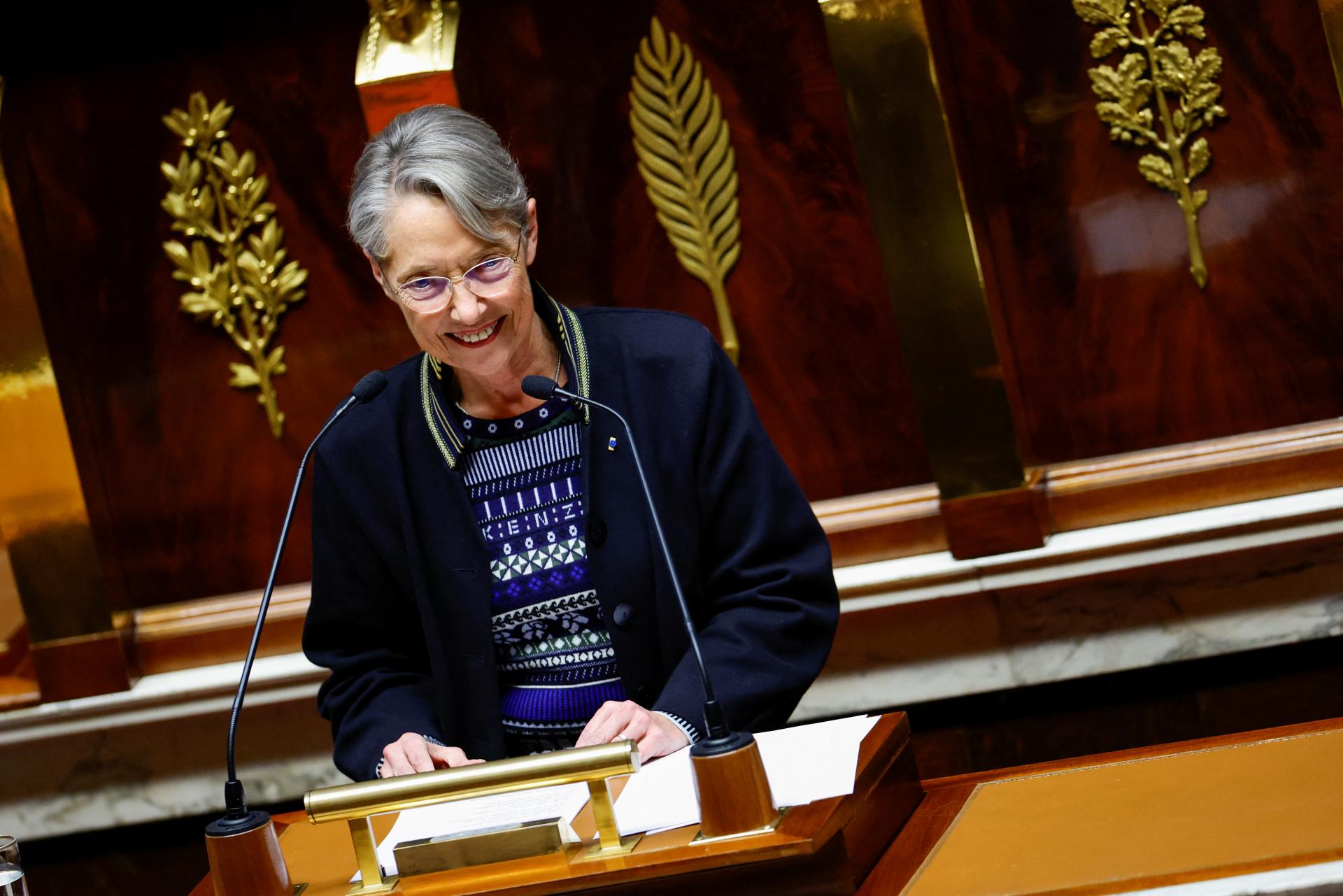 Francúzsky parlament schváli dôchodkovú reformu, tvrdí premiérka. Podpora v dolnej komore však istá nie je