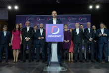 Na snímke dočasne poverený predseda vlády Eduard Heger k predstaveniu novej politickej strany Demokrati. FOTO: TASR/P. Zachar