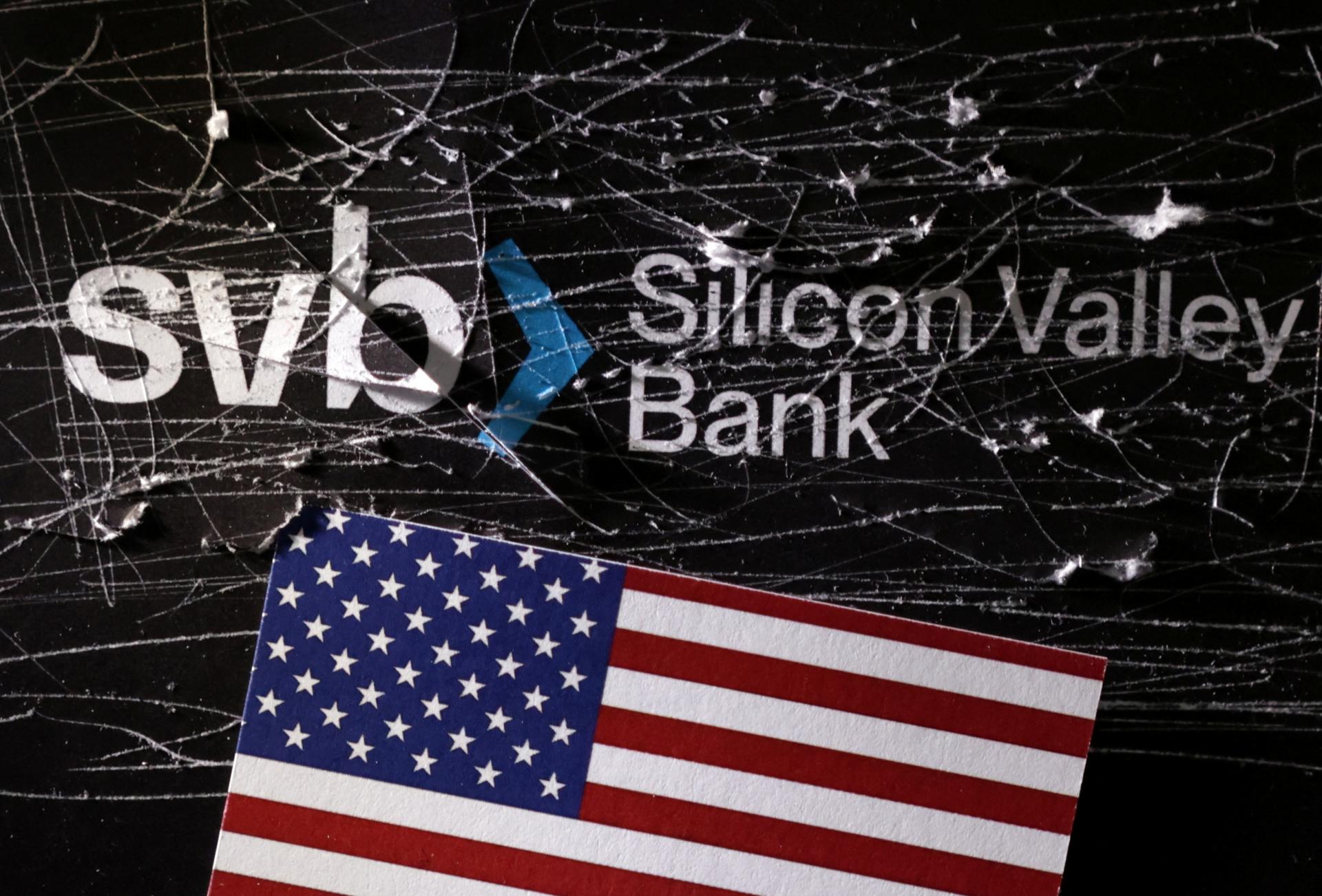Materská firma skrachovanej americkej banky SVB vyhlásila bankrot, požiadala o ochranu pred veriteľmi