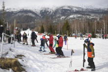 Na snímke lyžiarske stredisko Jakubkova lúka vo Vysokých Tatrách v sobotu 25. februára 2023. FOTO: TASR/František Iván