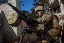 Ukrajinský obranca Bachmutu. FOTO: Reuters