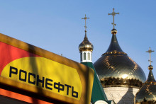 Logo najväčšieho ruského producenta ropy Rosnefť. FOTO: Reuters