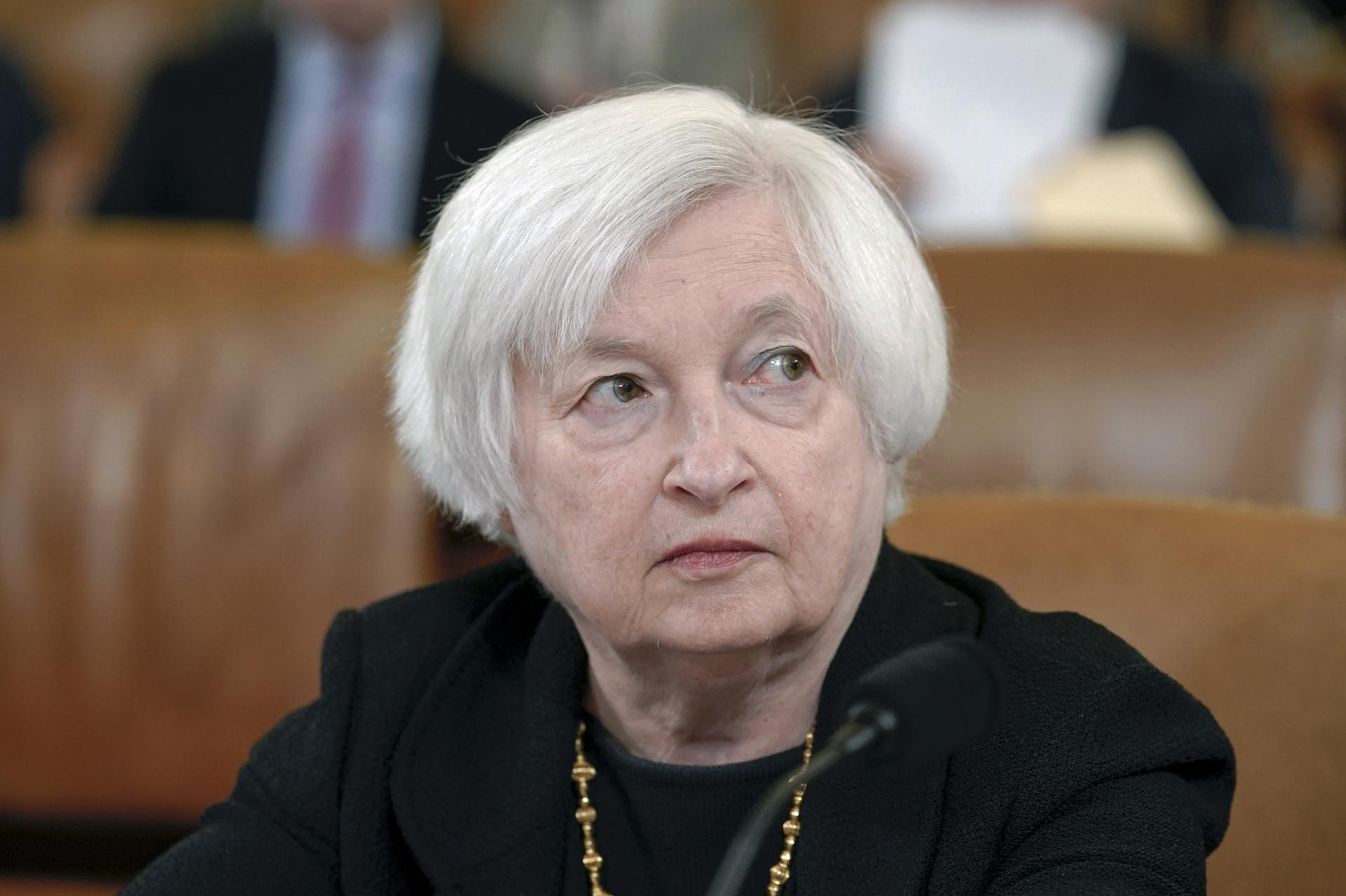 Ministerka financií USA po páde SVB tvrdí, že bankové pravidlá môžu byť príliš voľné a potrebujú preskúmanie