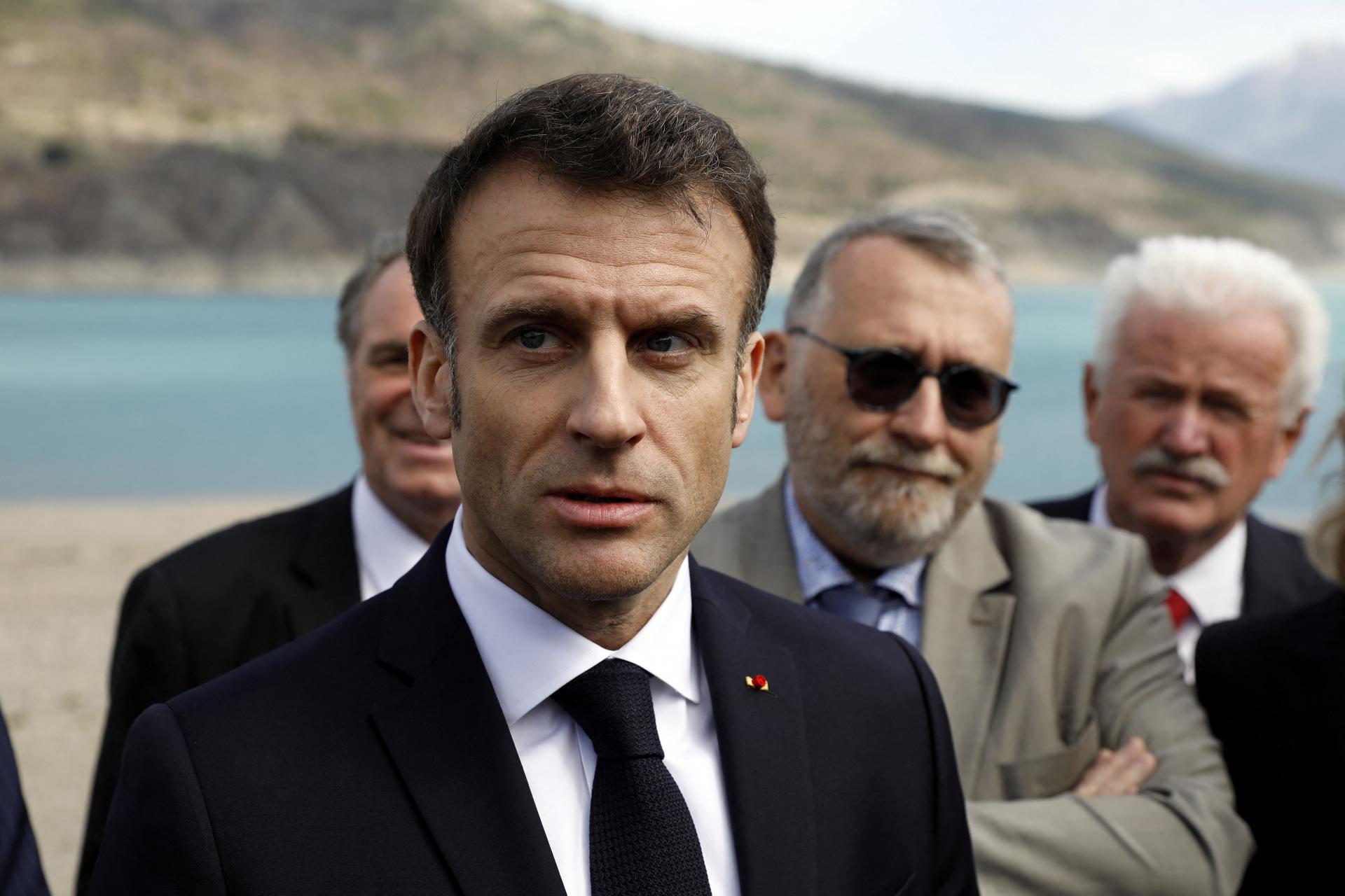 Macron predstavil národný plán hospodárenia s vodou, týka sa všetkých odvetví