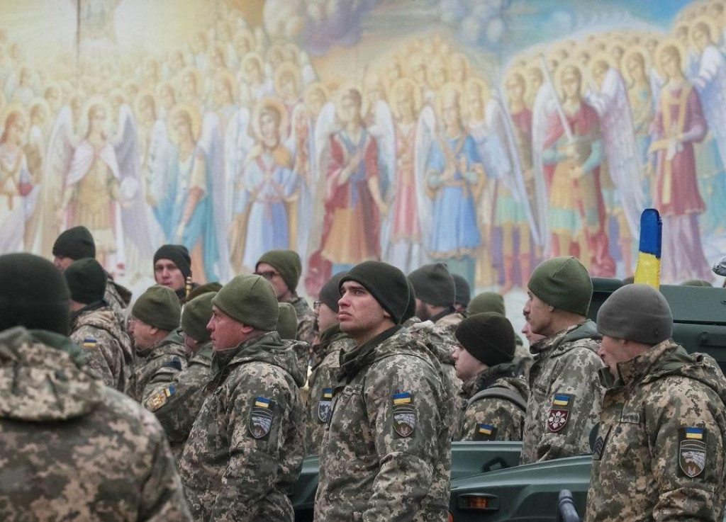 Ukrajinskí vojaci v Kyjeve. FOTO: Reuters