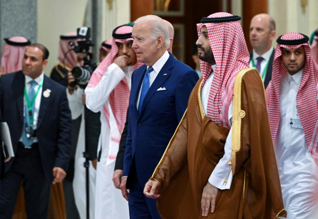 Americký prezident Joe Biden a saudskoarabský korunný princ Mohamed bin Salmán. FOTO: REUTERS
