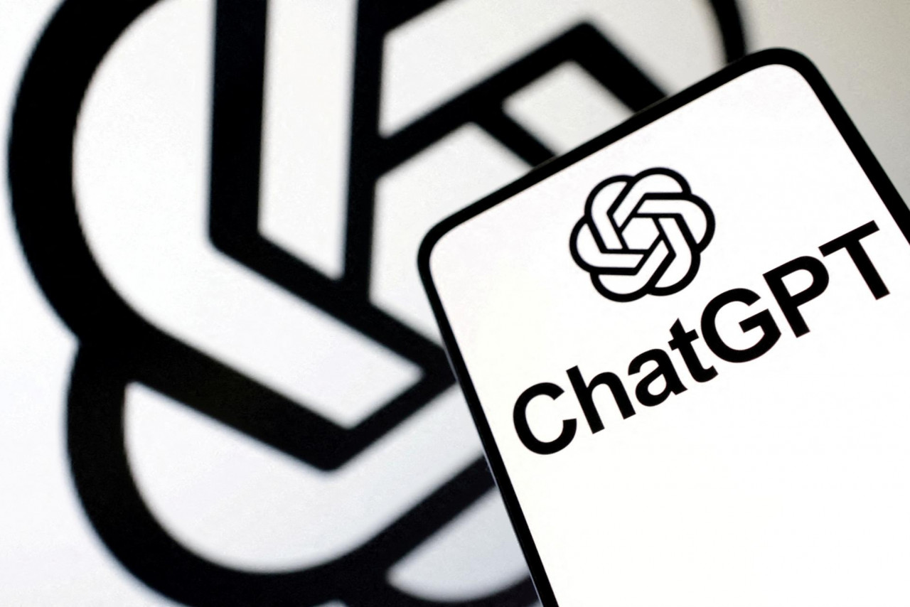 Чатбот ChatGPT прокладывает путь к четырехдневной рабочей неделе, считает лауреат Нобелевской премии по экономике