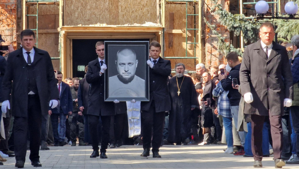 Pohreb ruského vojenského blogera Maxima Fomina všeobecne známeho pod menom Vladlen Tatarsky. FOTO: Reuters