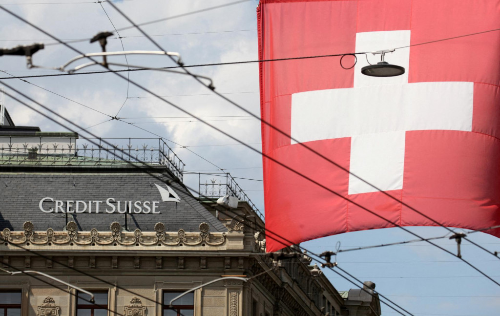 Švajčiarska vlajka. FOTO: Reuters