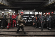 Poslednú tonu hnedého uhlia z bane Cigeľ vyťažili napoludnie 27. októbra 2017. FOTO: TASR/R. Stoklasa