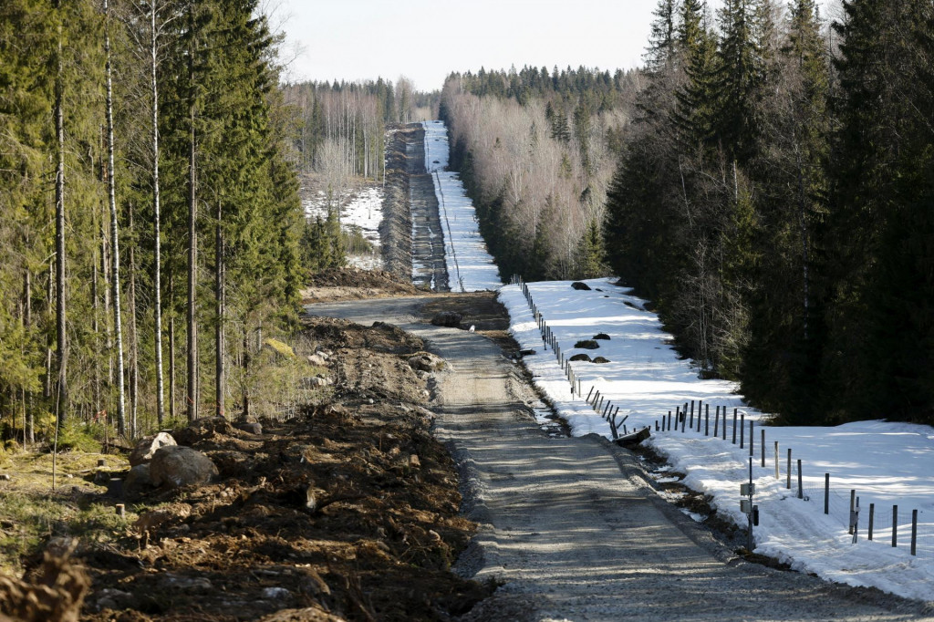 Fínsky plot na hranici s Ruskom. FOTO: Reuters