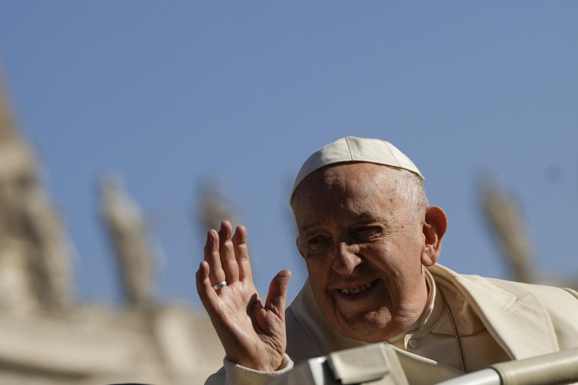 Pápež vyjadril znepokojenie z bojov v Sudáne a modlil sa za mier na Ukrajine