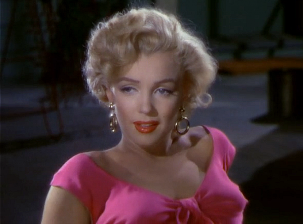 Monroe v postave femme fatale Rose Loomis, z filmu v štýle film noir, Niagara (1953). Táto rola ešte viac zvýraznila jej sexepíl.
