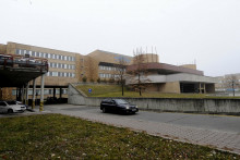 Na snímke ilustračná fotografia Nemocnice svätého Cyrila a Metoda v Bratislave 1. decembra 2011. FOTO TASR - Martin Baumann