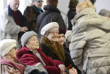 Seniori dostanú priemerne o desiatky eur viac. FOTO: TASR