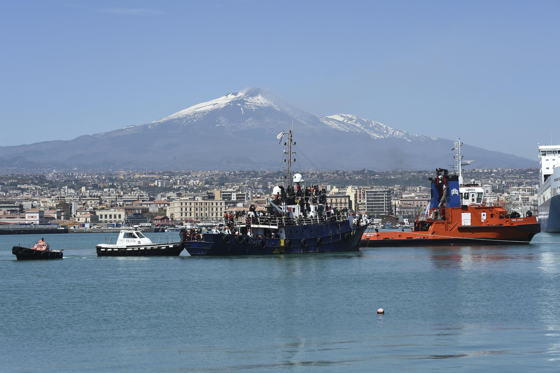 Sicílske mesto Catania postihlo zemetrasenie, evakuovali nákupné centrá