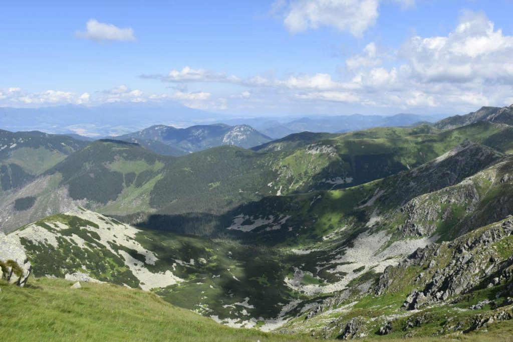 Výhľad z Chopka na Nízke Tatry. Ilustračné foto: TASR/Miroslava Mlynárová
