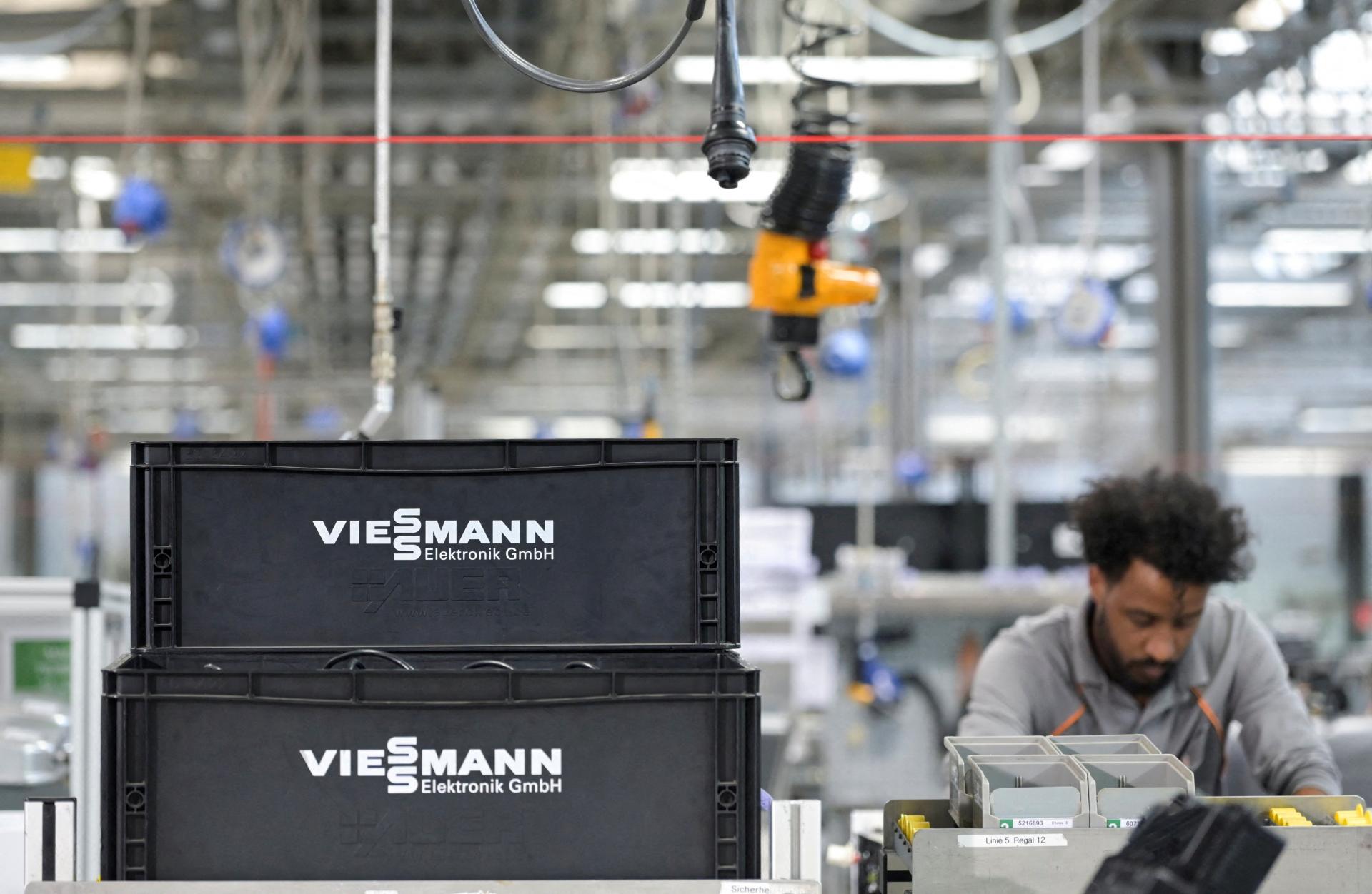 Nemecko preskúma predaj výrobcu tepelných čerpadiel Viessmann Američanom. Ide o 12 miliardový obchod