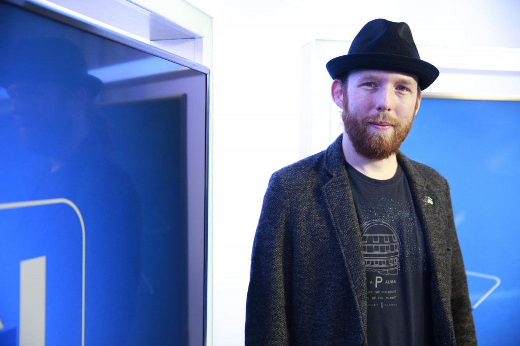 Aj najhor&scaron;ie miesta na život na Zemi s&uacute; lep&scaron;ie ako Mars. S&uacute; tu v&scaron;ak in&eacute; d&ocirc;vody jeho os&iacute;dľovania, hovor&iacute; astrofyzik RNDr. Roman Nagy, PhD. v HNtelev&iacute;zii.