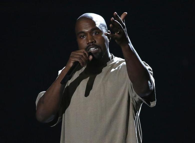 Les investisseurs ont poursuivi Adidas.  La direction a coupé Kanye West en retard, l’entreprise a perdu des millions