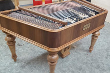 Cimbal legendárnej značky Bohák. FOTO: Cimbalom Bohák