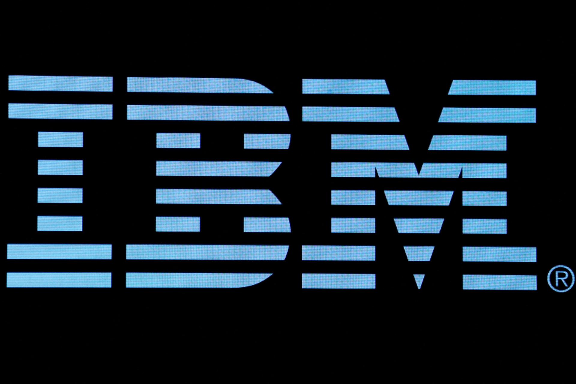 IBM prepustí až tretinu z 26-tisíc pracovníkov. Nahradí ich umelá inteligencia