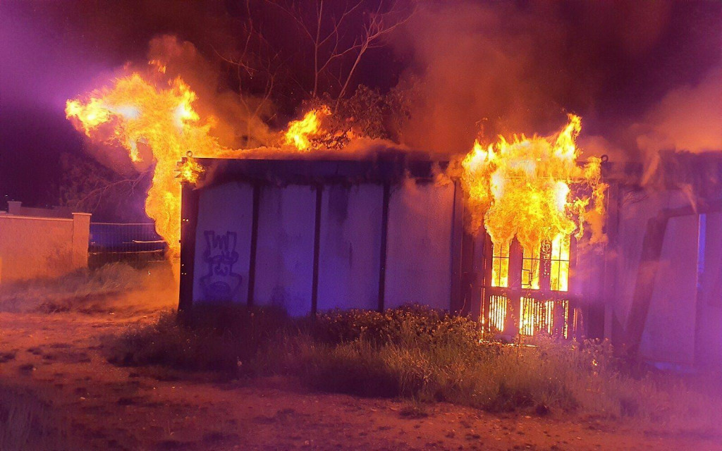 Požiar unimobuniek v Brne. FOTO: Hasičský a záchranný zbor Juhomoravského kraja