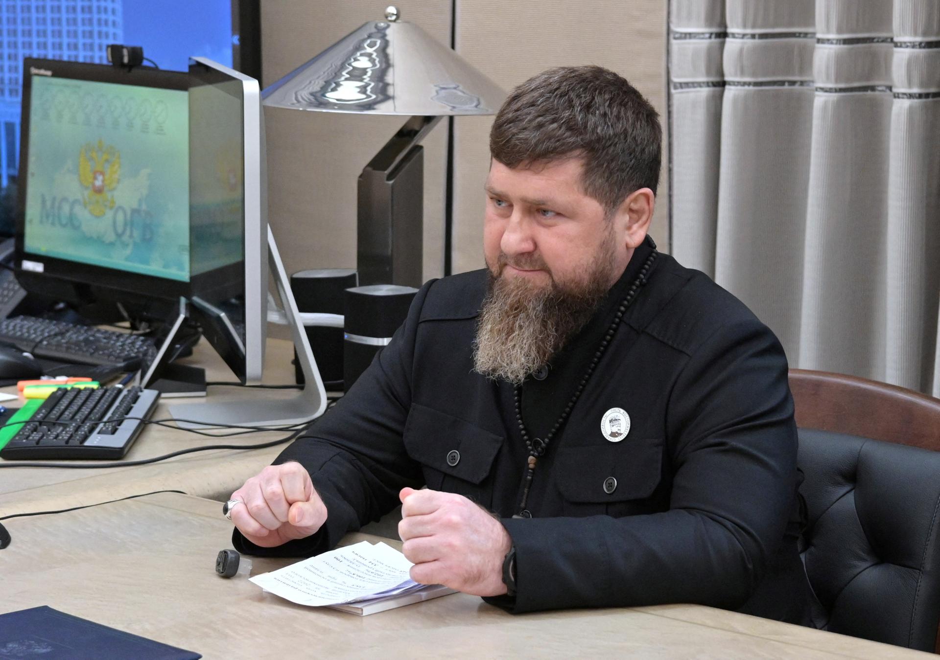 Čečenský vodca Kadyrov ponúkol svoju jednotku ako náhradu za wagnerovcov v Bachmute