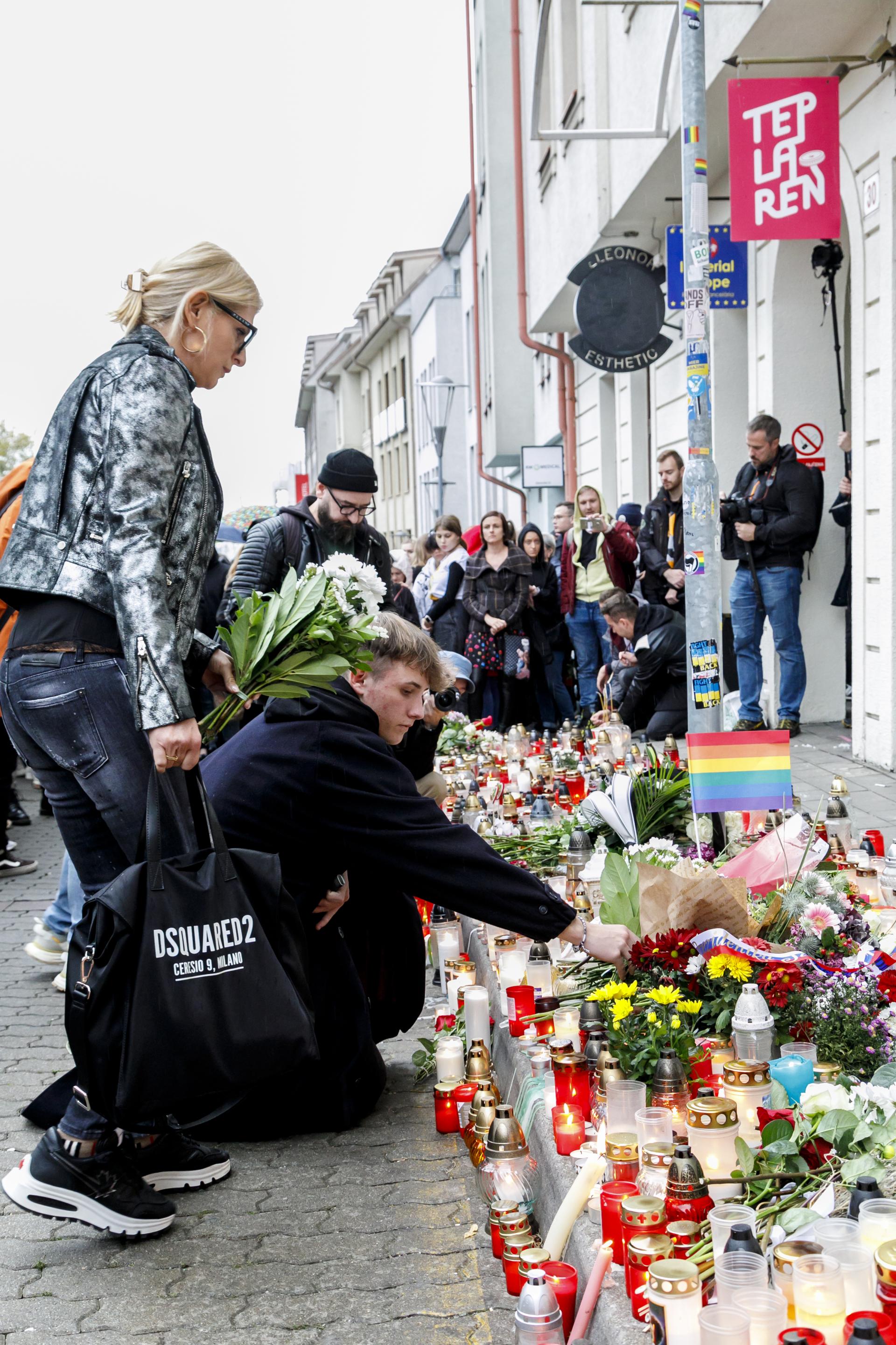 Slovensko nie je homofóbne, myslí si Blanár. Podmienky LGBTI sa zhoršili, oponuje Cigániková (veľká anketa)