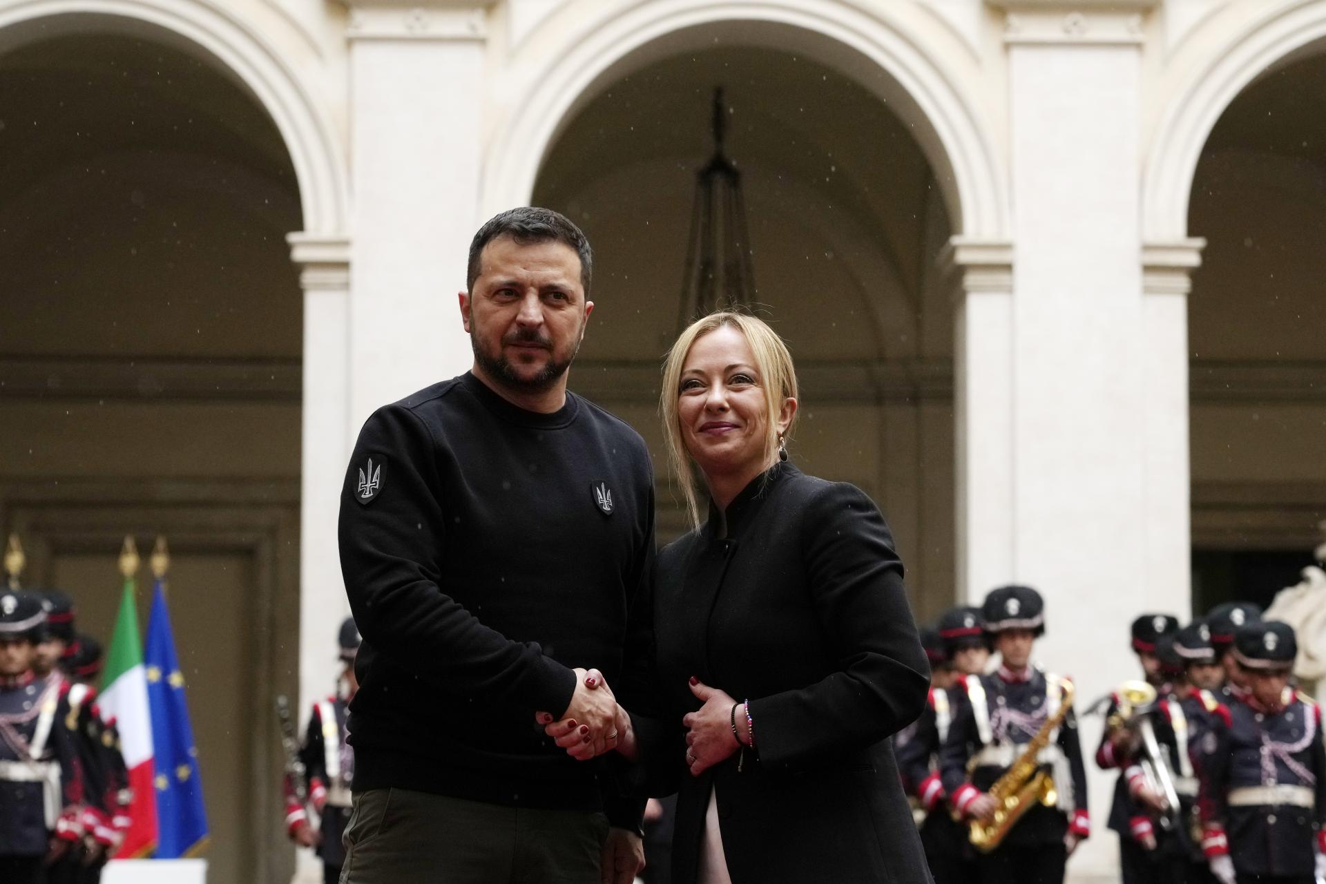 Taliansko bude naďalej podporovať Ukrajinu aj zbraňami, povedala Meloniová