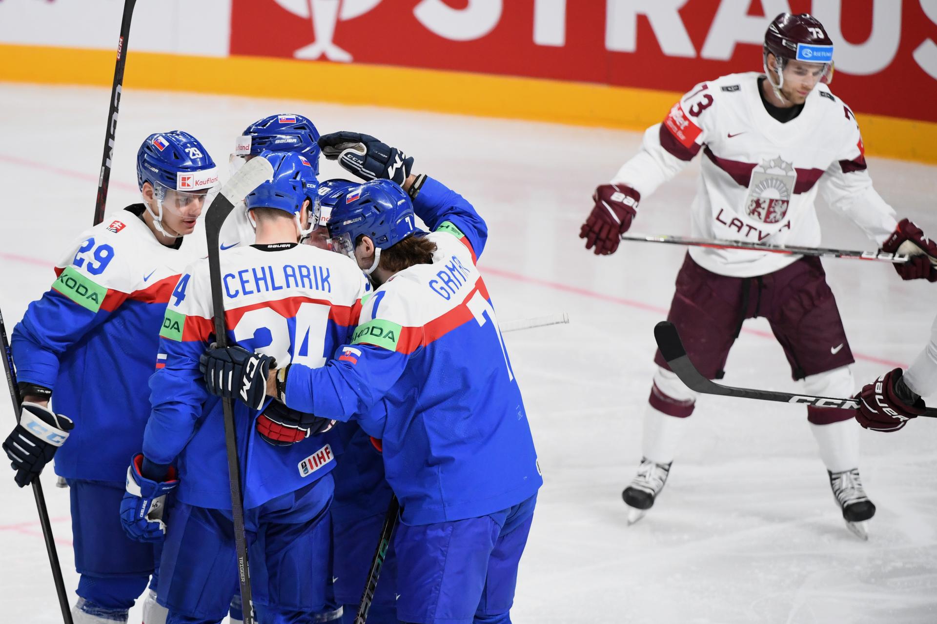 Slovenskí hokejisti zdolali Lotyšov, rozhodol kapitán Hrivík