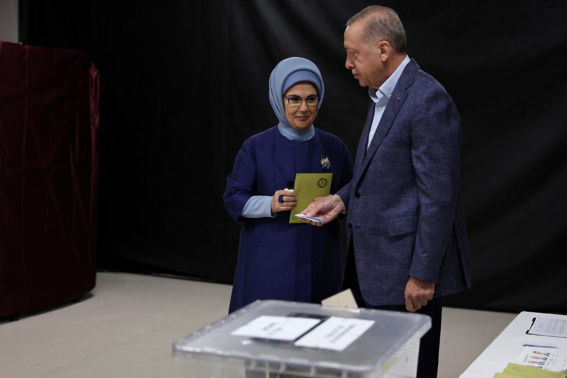 Erdogan dúfa v dobrý výsledok volieb pre budúcnosť krajiny