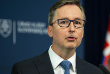 Minister hospodárstva Peter Dovhun. FOTO: TASR/Jakub Kotian