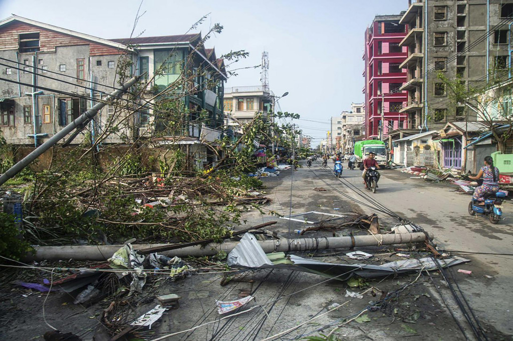 Mjanmarske mesto Sittwe po tom, čo bolo zasiahnuté cyklónom Mocha. FOTO: TASR/AP
