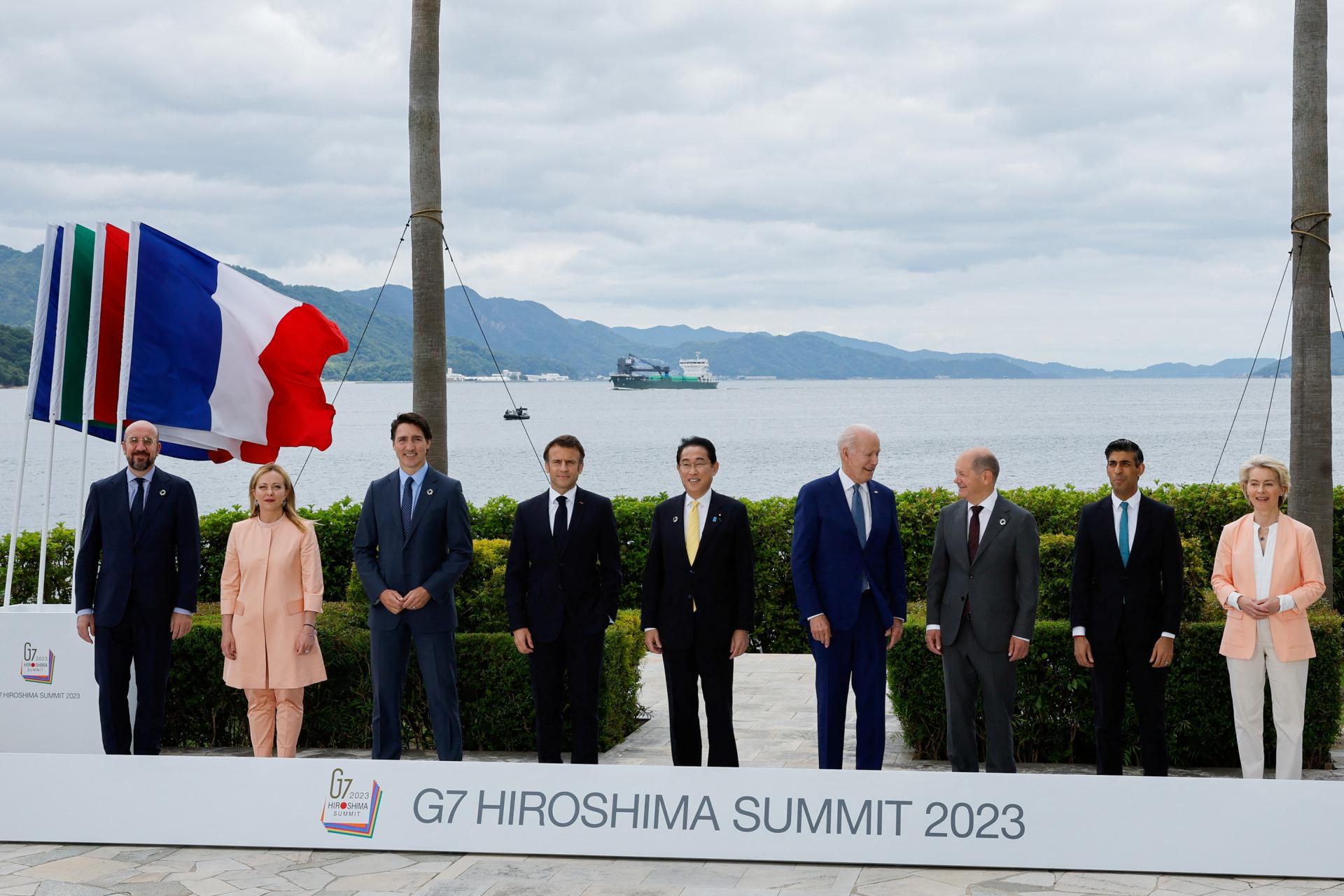 Meloniová a Macron absolvovali stretnutie počas summitu G7 v Hirošime, vzťahy medzi krajinami sú napäté
