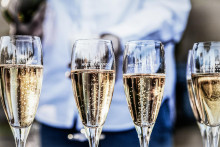 Tajomstvo bubliniek v šampanskom je odhalené