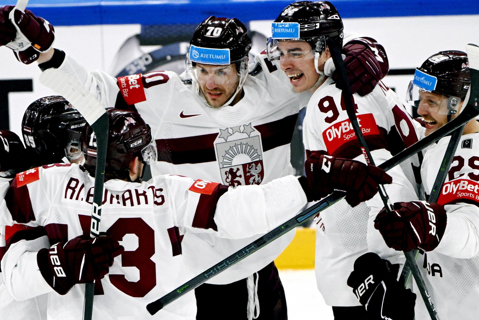 Lotyšsko je na nohách. Hokejisti porazili USA a vybojovali prvú medailu v histórii
