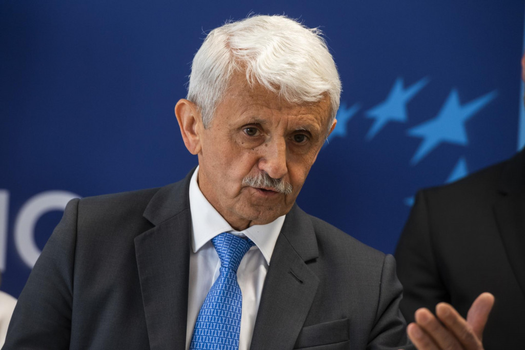 Mikul&aacute;&scaron; Dzurinda. FOTO: TASR/Jaroslav Nov&aacute;k