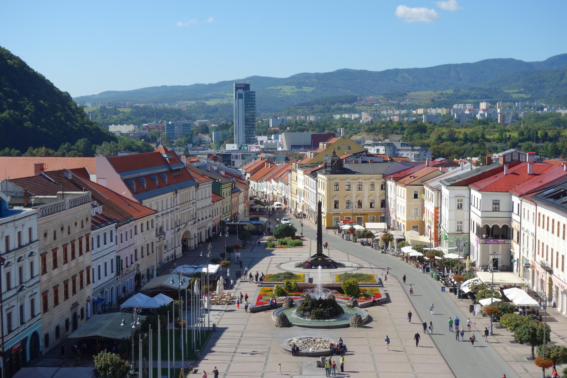 Veľká otočka v Bratislave: novostavby prudko zlacneli. Výrazný prepad čaká aj zvyšok Slovenska, tvrdí expert