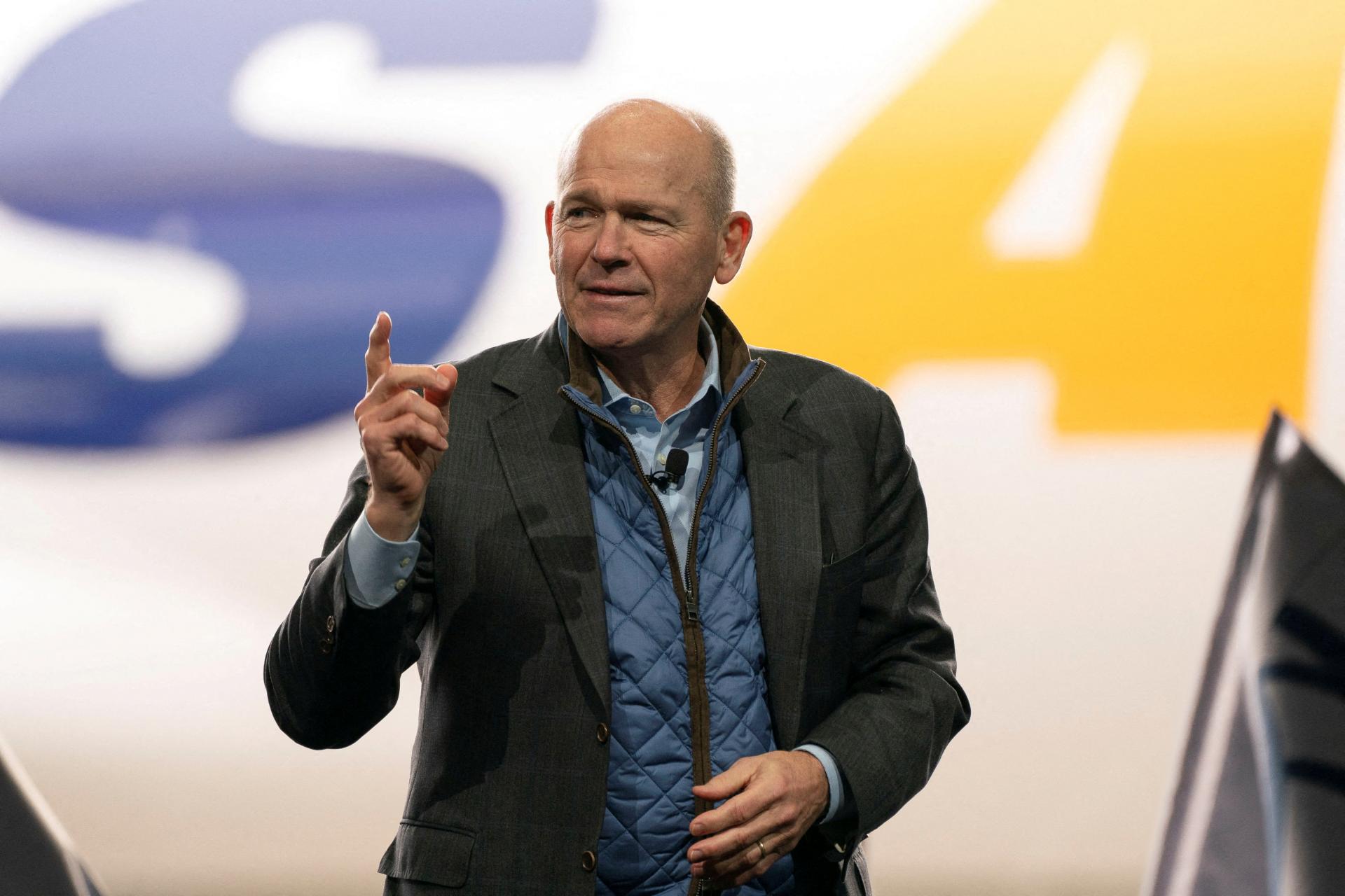 Problémy dodávateľského reťazca v letectve sa zlepšujú len pomaly, hovorí šéf Boeingu